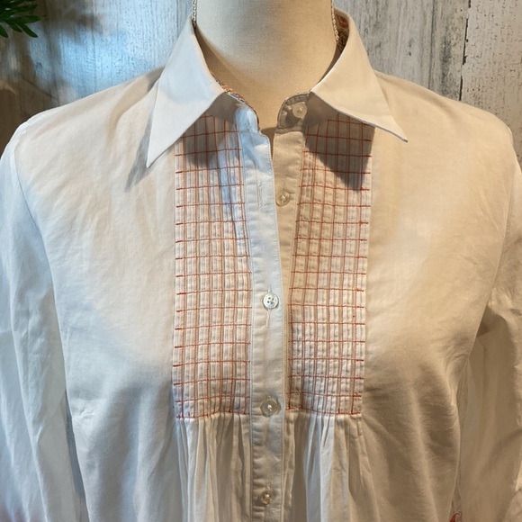 Robert Graham White Button Up Blouse - Picture 2 of 11